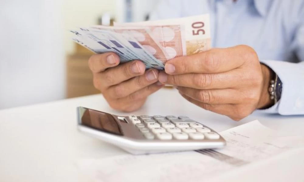 Ποιες είναι οι 15 φοροελαφρύνσεις και ποιες οι ενισχύσεις για την καινούργια χρονιά